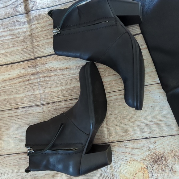 Acne Studios Pistol Short Boots (19389) Euro Size 39 - Picture 4 of 11